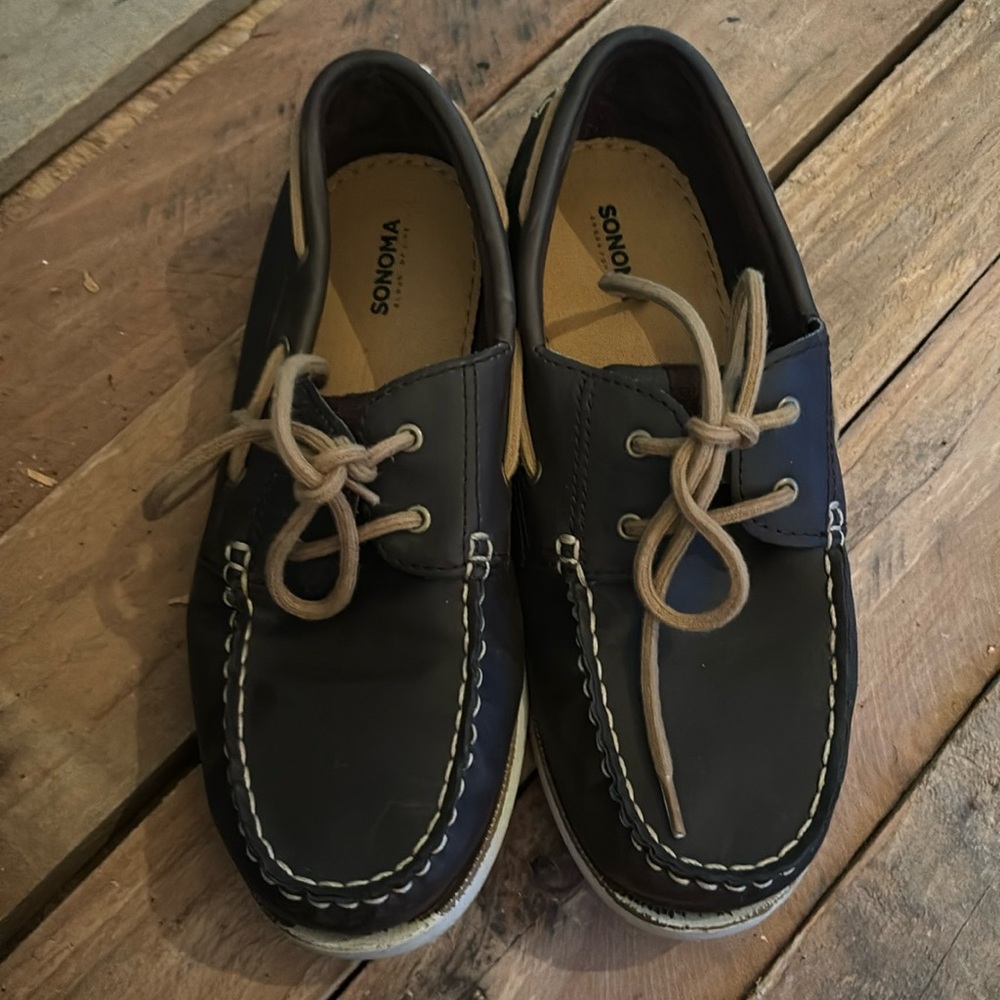 Boys Sonoma brown loafers size 5 youth